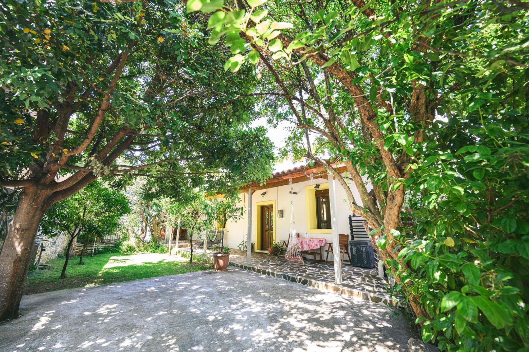 Small Gerani * Agios Vlasios (Euboea)