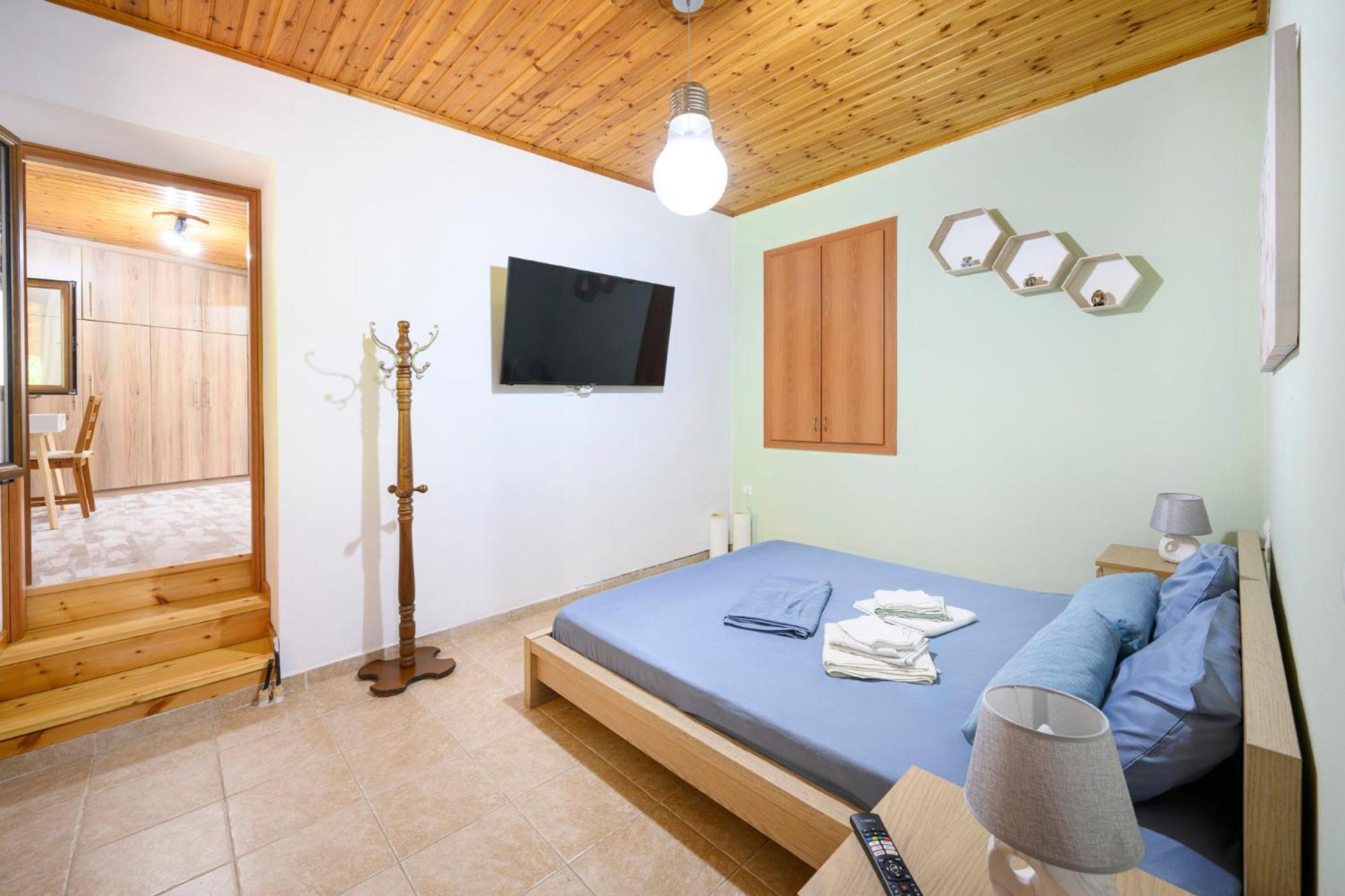 Small Gerani Agios Vlasios (Euboea)